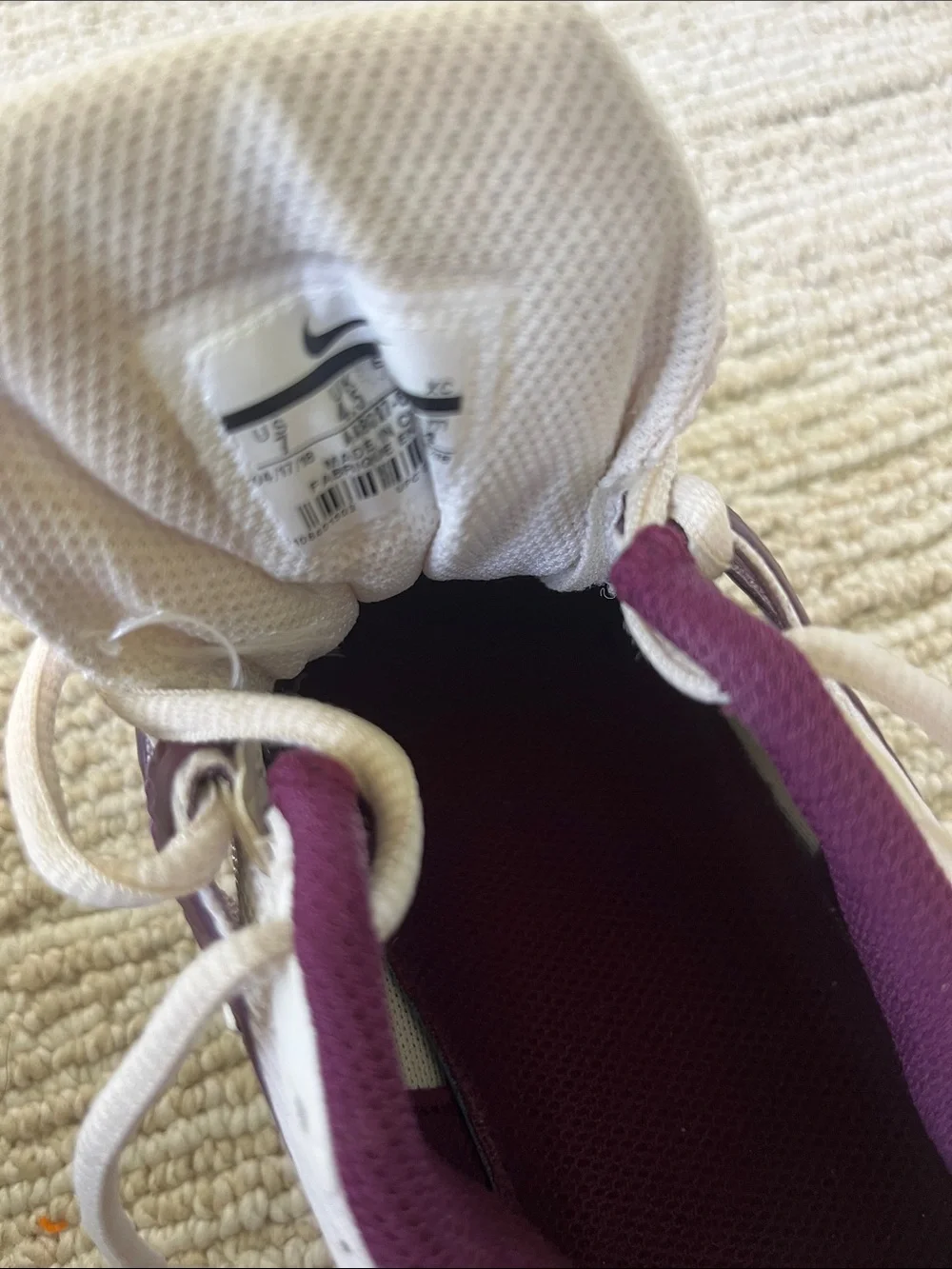 Nike Women’s tennis Shoe in Purple and White